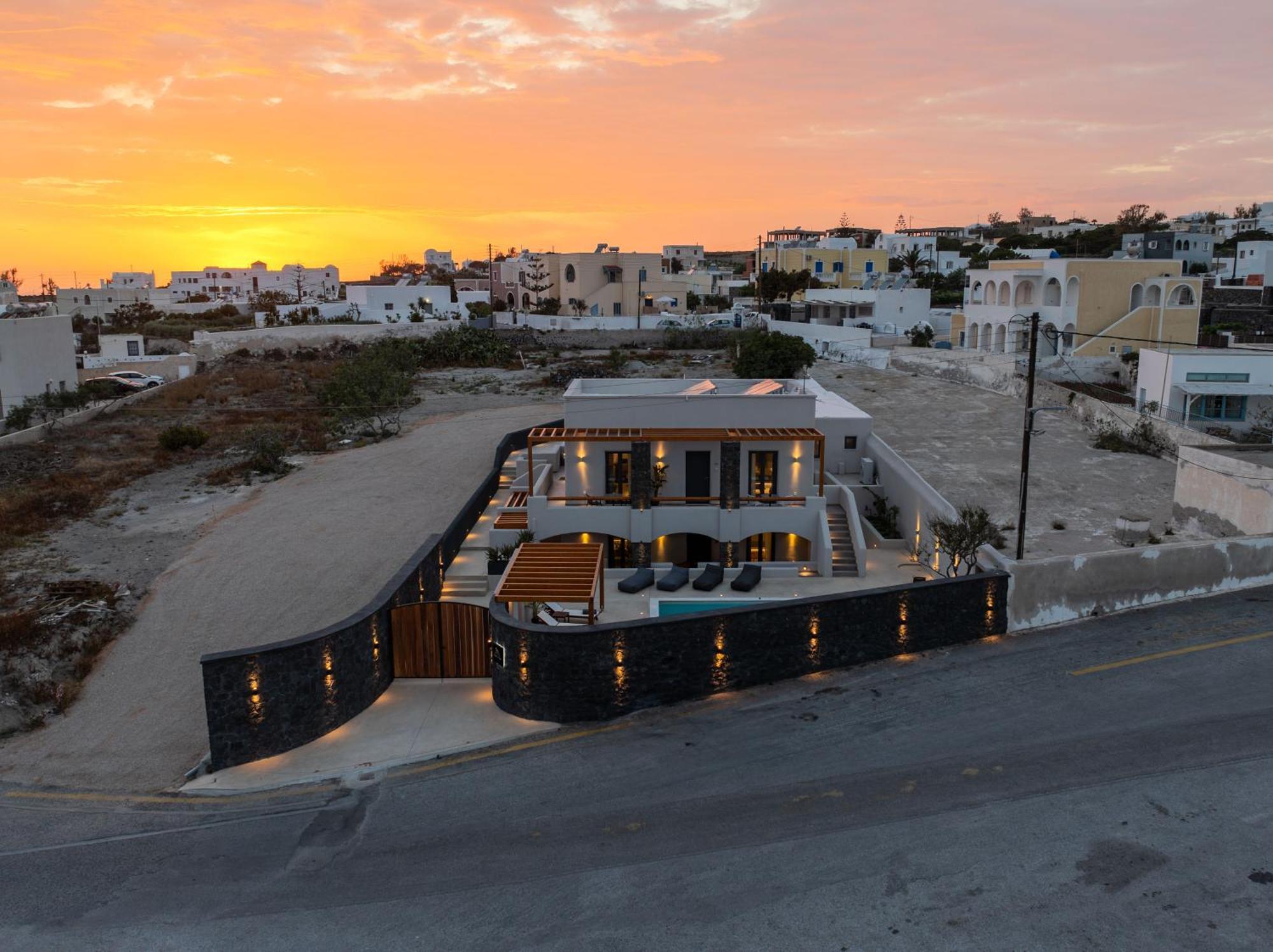 Lymarou Collection Aparthotel Megalochori  Exterior photo