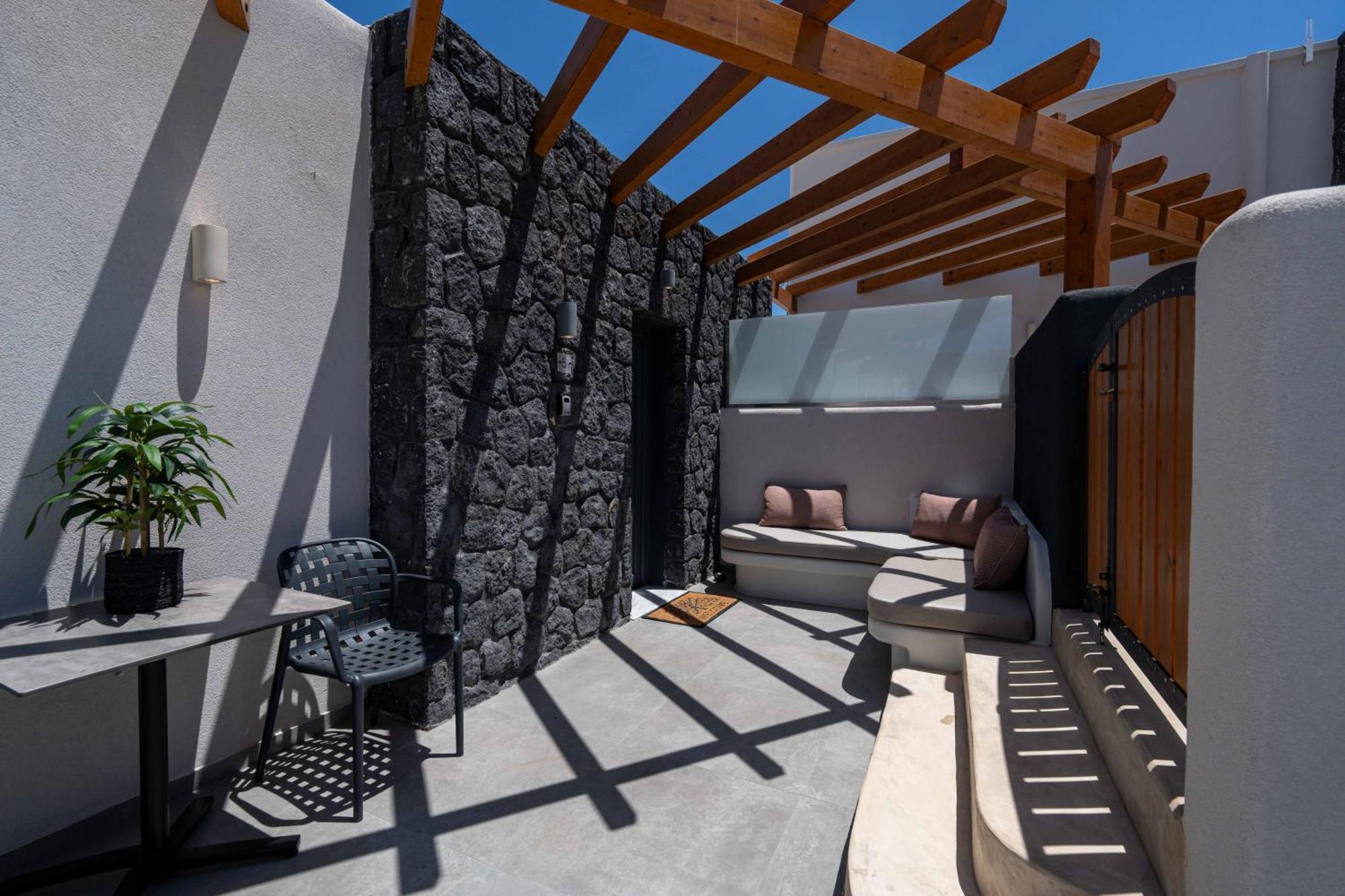 Lymarou Collection Aparthotel Megalochori  Exterior photo